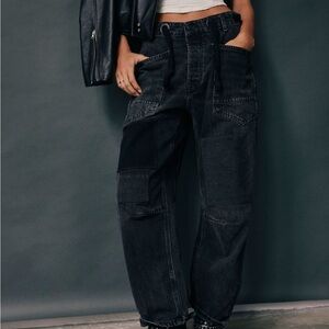 *NOT FOR SALE* Free People Moxie Low Slung Barrel Jeans in Night Hawk - size 26